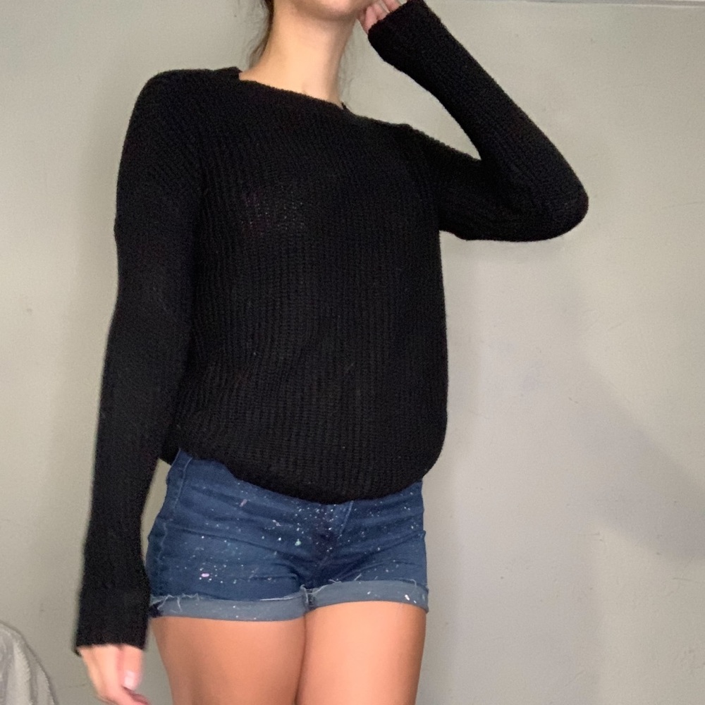 Comfy Black Basic Sweater - image 4